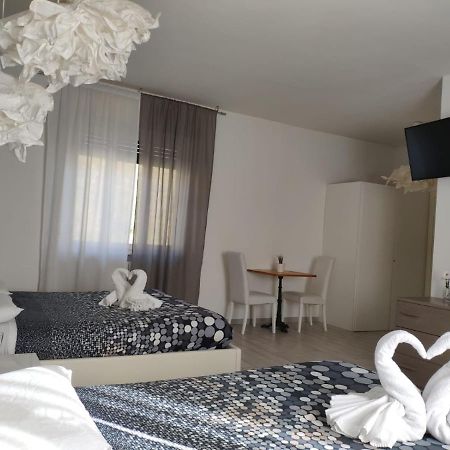 Sweet House Self Check-In 24H Hotell Cavallasca Eksteriør bilde